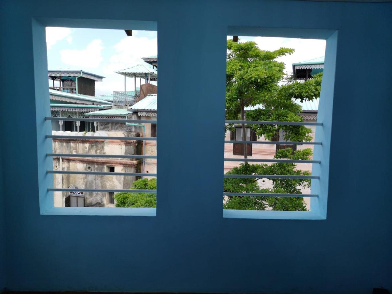 Bottoms Up Hostel Zanzibar Exterior photo